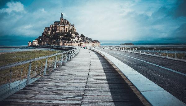 A Travel Guide to Paris and Mont-Saint-Michel