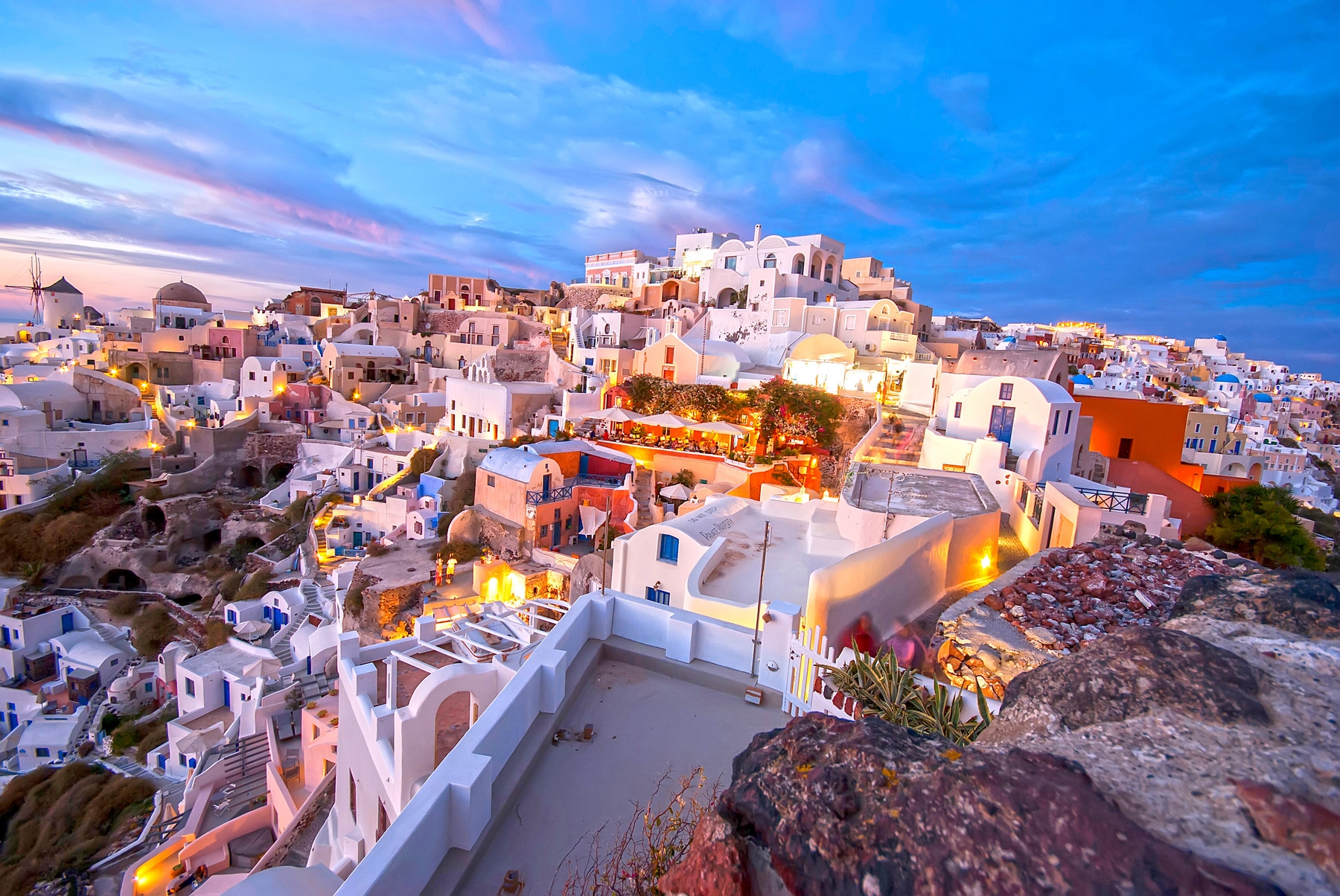 A Comprehensive Travel Guide: Athens and Santorini, Greece
