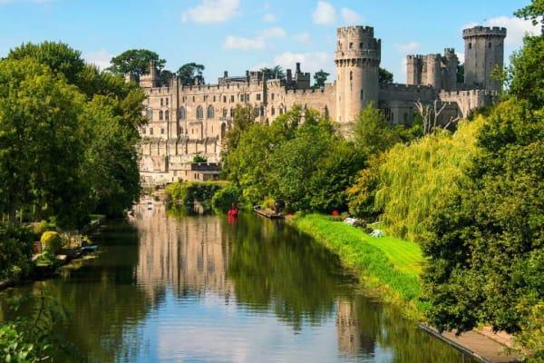 A Quintessential English Journey: London, Oxford, Stratford-upon-Avon, and Warwick Castle