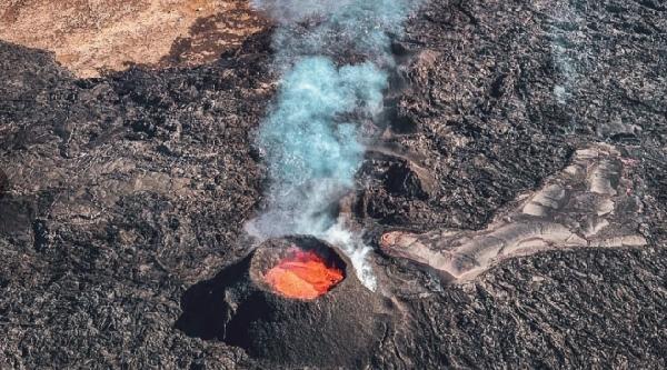 The Ultimate Travel Guide: Reykjavik to the Volcanic Eruption Zone and Back