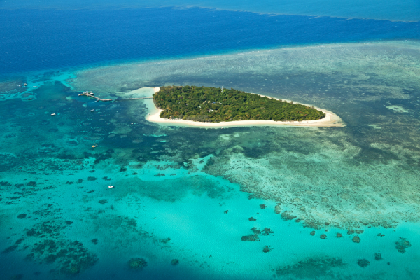 The Ultimate Travel Guide to the Whitsundays: Airlie Beach, Hardy Reef, and Whitehaven Beach