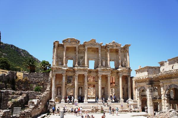 A Comprehensive Two-Week Tour of Turkey: Istanbul, Cappadocia, Antalya, Fethiye, Pamukkale, and Izmir