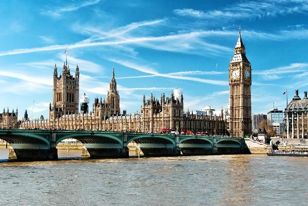 A Comprehensive Travel Guide: London’s Iconic Route from Tower Bridge to the British Museum