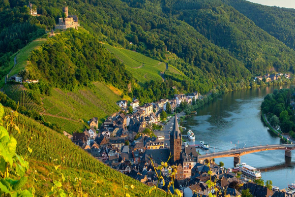 A Scenic Loop Through the Heart of the Rhineland: Cologne, Cochem, Trier, Bernkastel-Kues, Koblenz, and Andernach