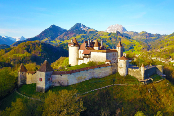 A Sweet and Savory Journey: From Geneva to the Heart of Swiss Chocolate and Cheese