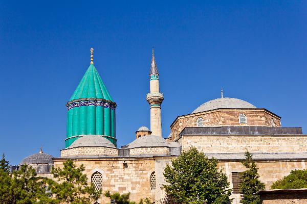 A Comprehensive Travel Guide: Exploring Turkey’s Historical and Natural Wonders